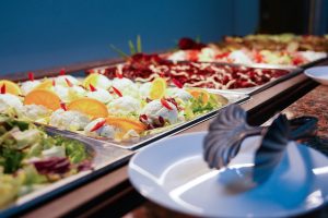 Bufet All Inclusive Demipensiune Hotel Majestic Olimp